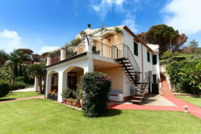 Отель Villa Eleanto  Чефалу